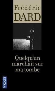 02_F Dard quelqu'un